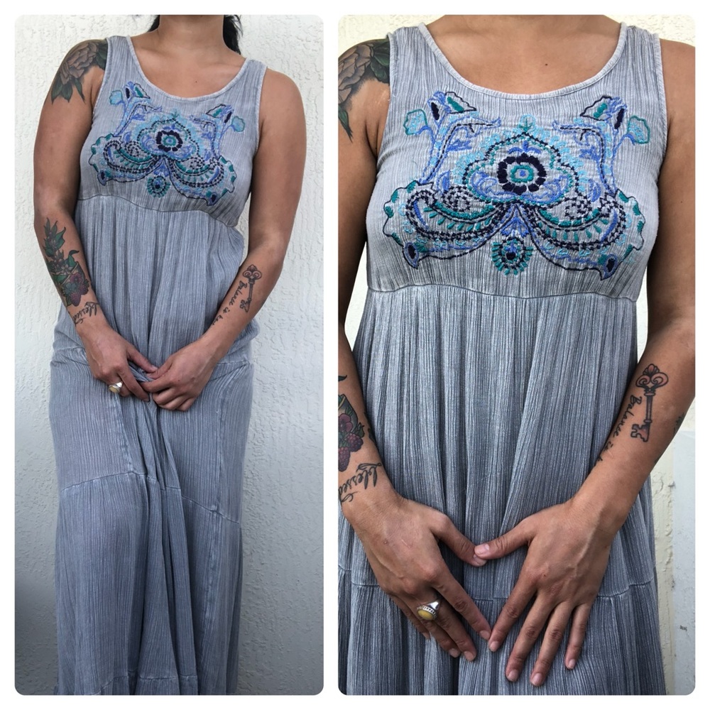 Boho Vibe Long Gray Maxi Dress!